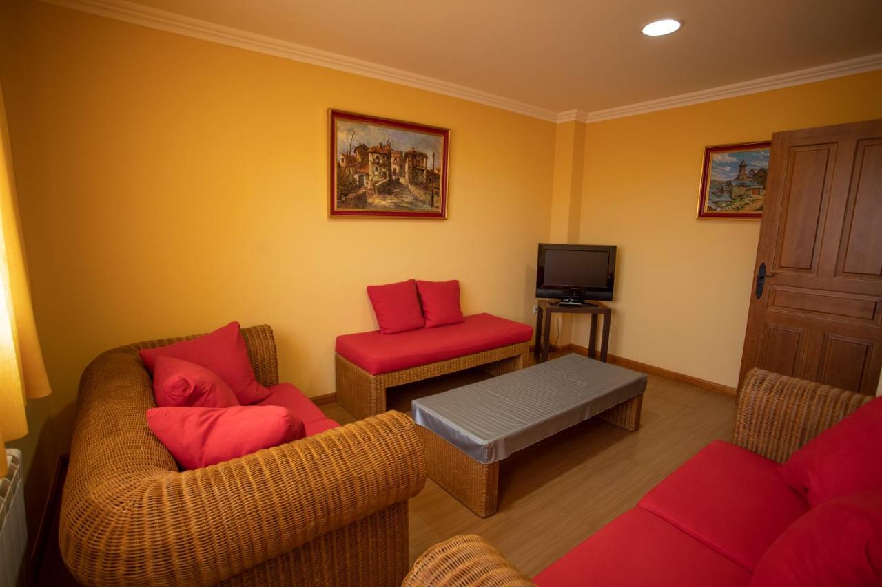 Alojamiento Turistico "El Torreon" Guest House Fresneda de la Sierra Exterior photo